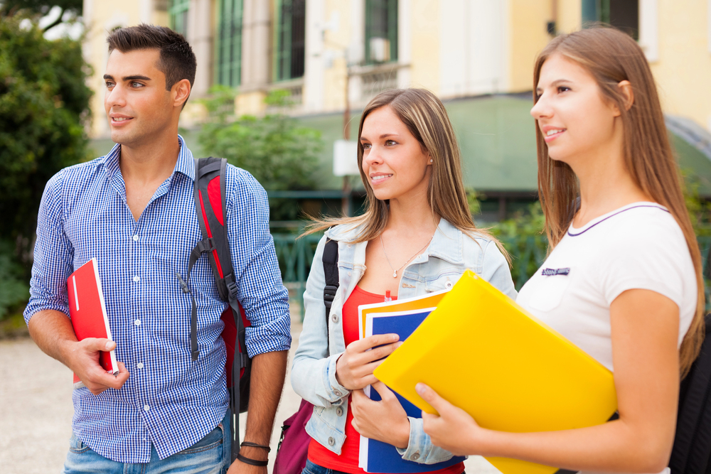 Come evitare il plagio nella tesi di laurea: la guida che ti salva
