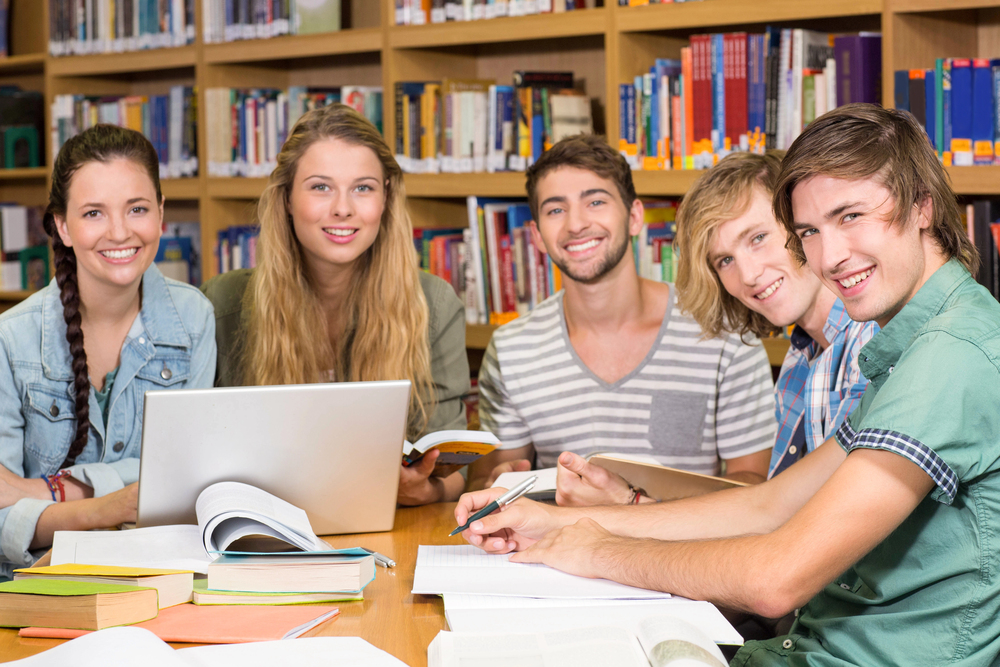 Cosa significa scrivere una tesi triennale?